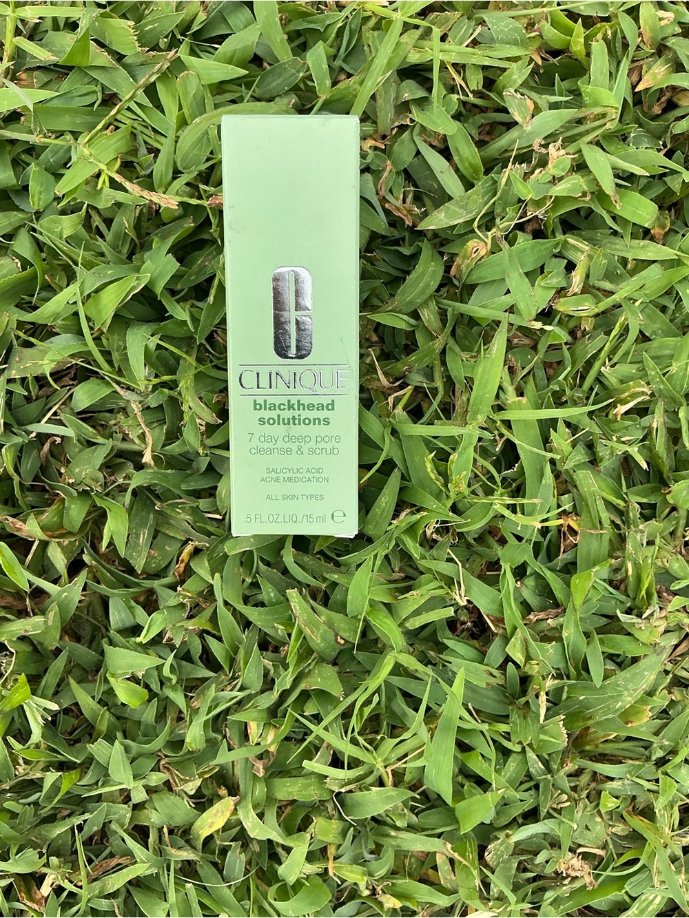 Clinique Blackhead Solutions 7 Day Deep Pore Cleanse & Scrub - Mint Green